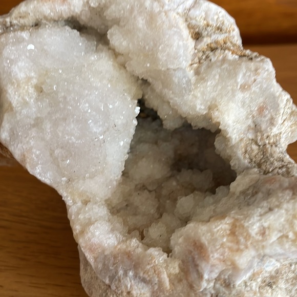 5” White Crystal Geode Spirit Quartz Cluster Chalcedony - Picture 6 of 7